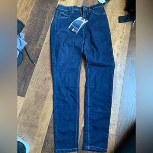 NWT Eclipse Skinny Jeans